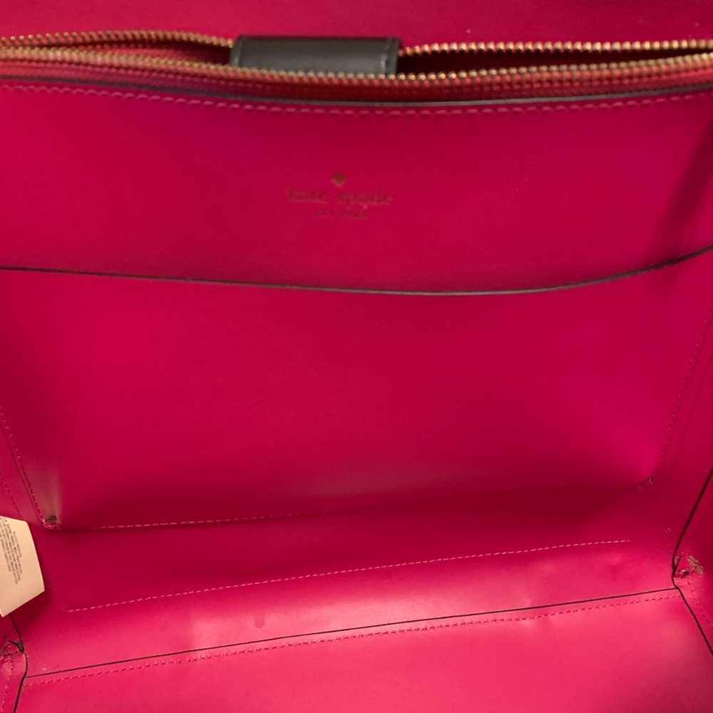 Kate Spade Tote with Matching Clutch/Wallet - Picture 5 of 8